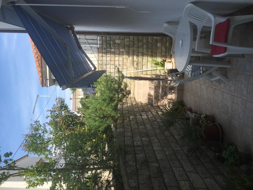 Apartments Antonia Malinska Zewnętrze zdjęcie
