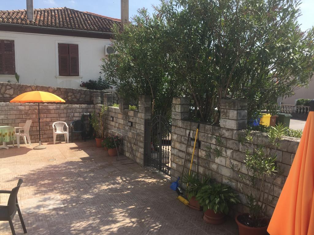 Apartments Antonia Malinska Zewnętrze zdjęcie