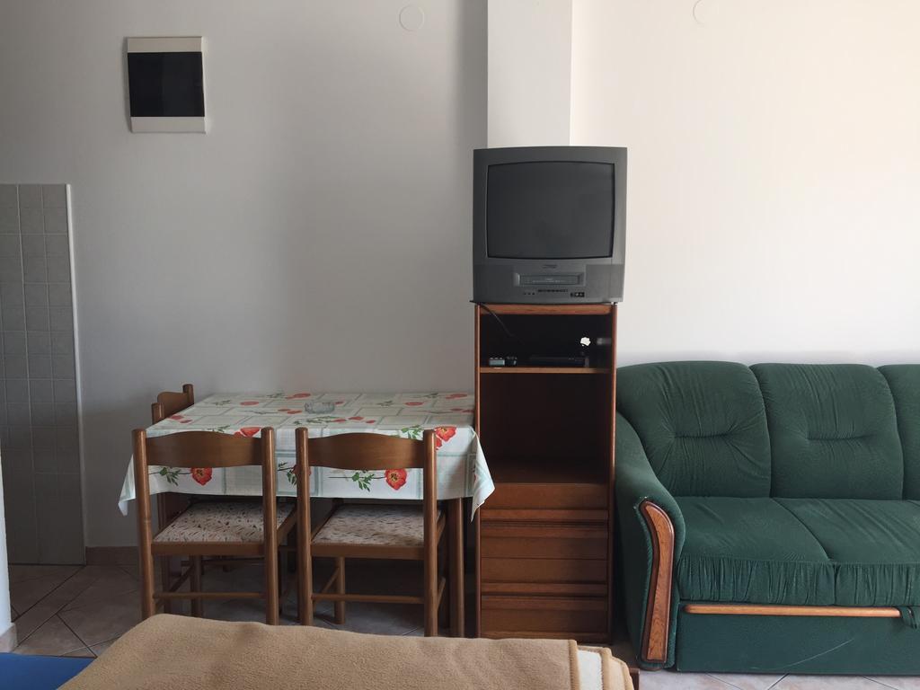 Apartments Antonia Malinska Zewnętrze zdjęcie