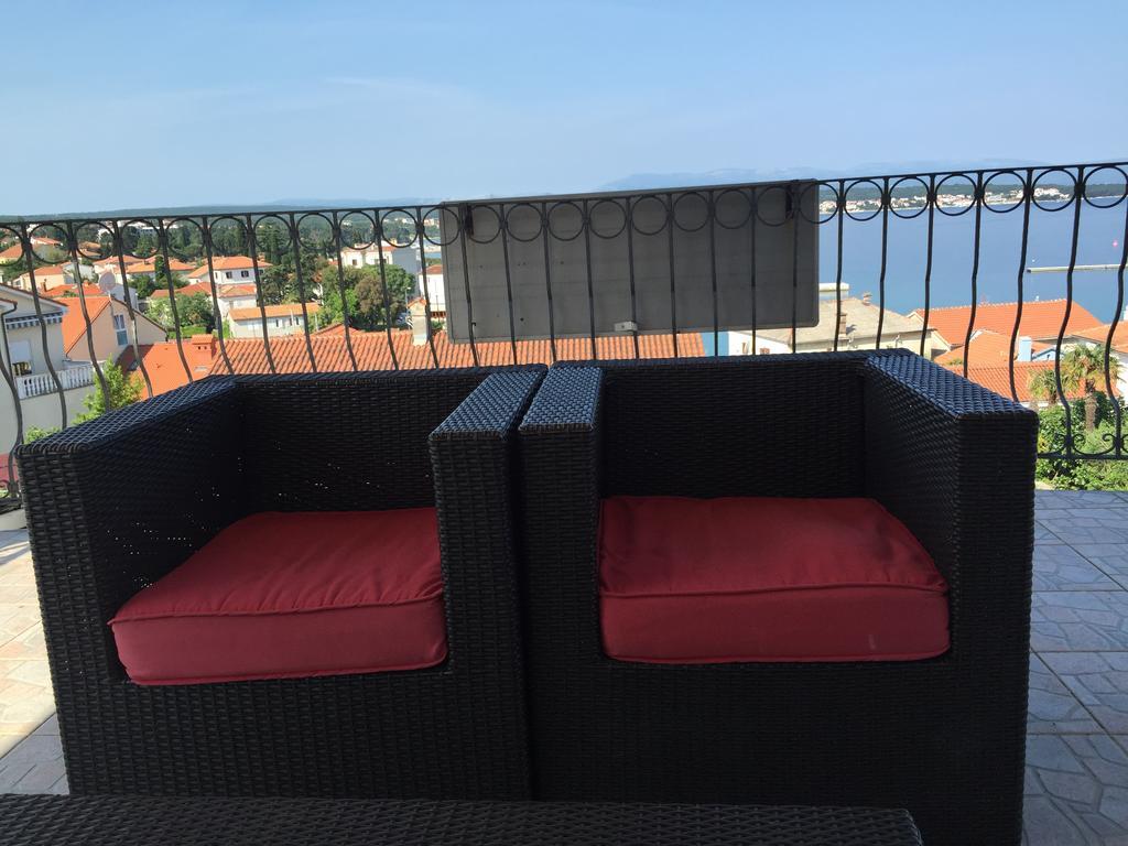 Apartments Antonia Malinska Zewnętrze zdjęcie