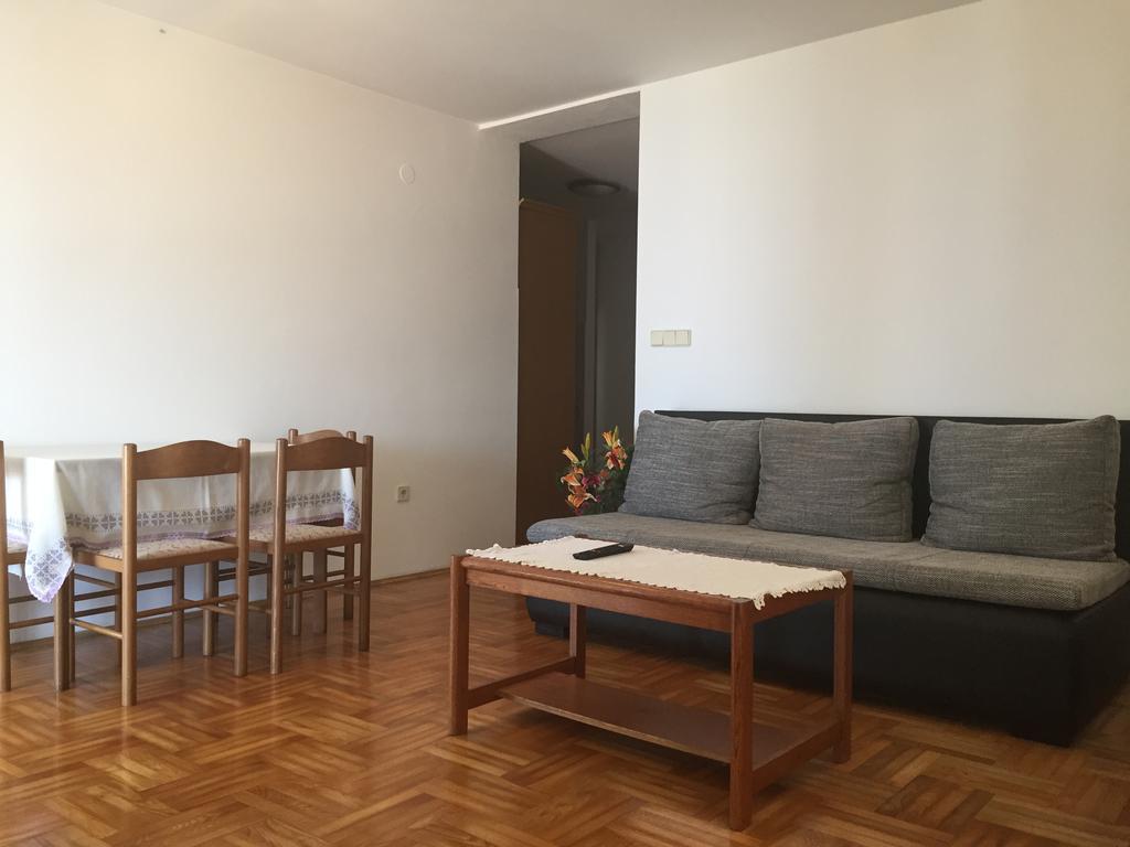Apartments Antonia Malinska Zewnętrze zdjęcie