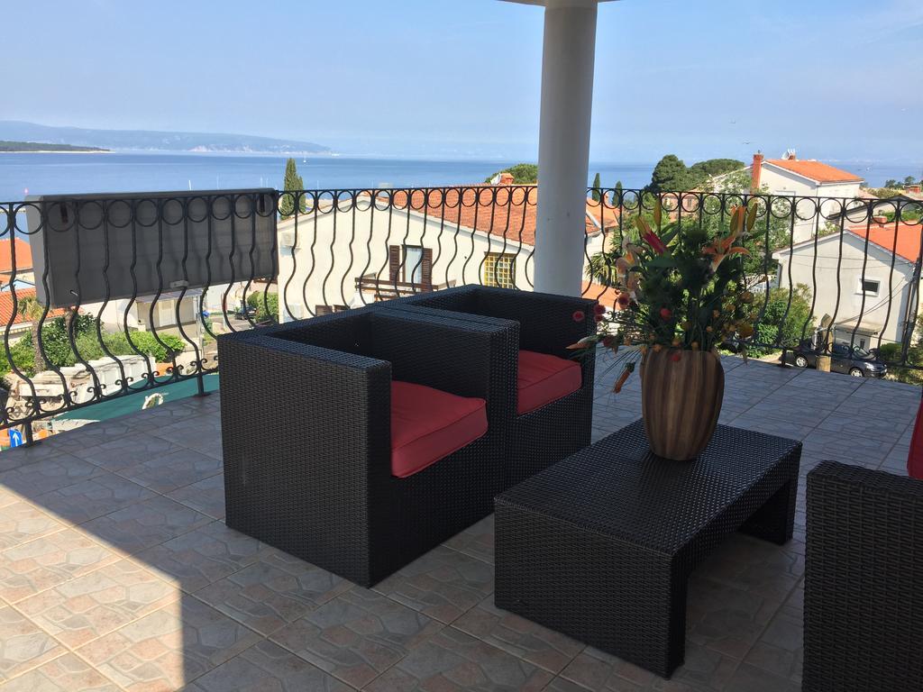 Apartments Antonia Malinska Zewnętrze zdjęcie