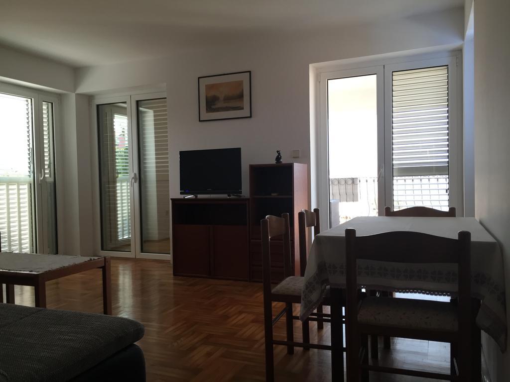 Apartments Antonia Malinska Zewnętrze zdjęcie